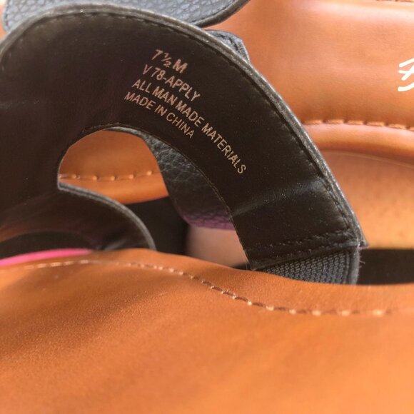 Vintage 7 Eight Apply Slip-On Black Sandal Demi Wedge Size 7 1/2 M - Picture 10 of 12